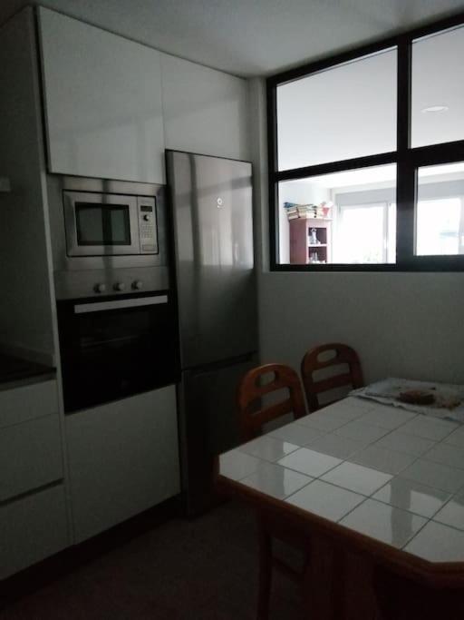 Piso Impecable 140M En El Centro De Vigo Apartment Екстериор снимка